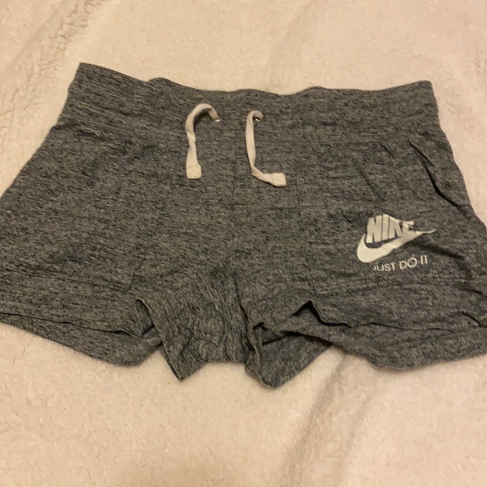 Gray Nike shorts with pocket
